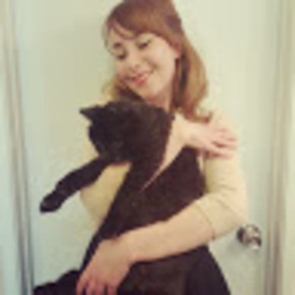 Meet your Posher, Cambria - Picture 1 of 1